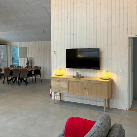 Stunning In With Indoor Swimming Pool Σπίτι διακοπών